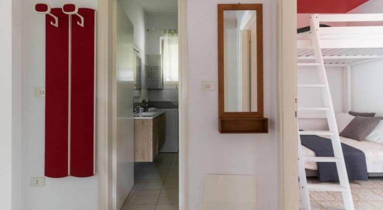 House with 2 rooms for 6 persons — photo 3