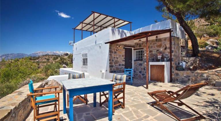 Villa with pool | Pets are welcome — photo 3