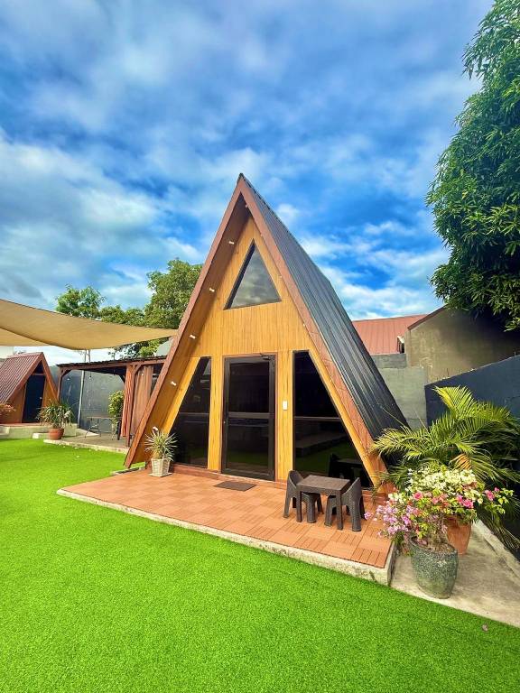 House with yard, pool & barbecue — photo 5