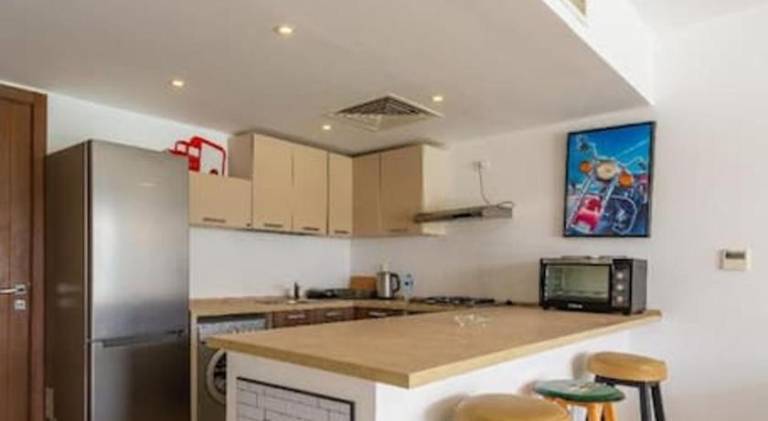Holiday apartment with pool — photo 4