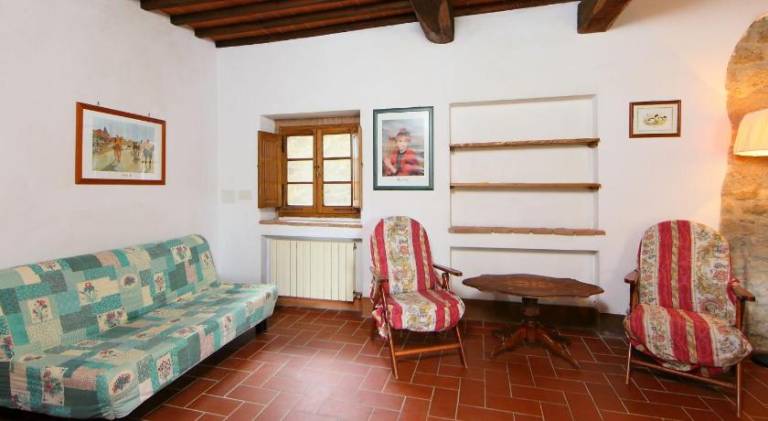 Holiday apartment with pool — photo 2