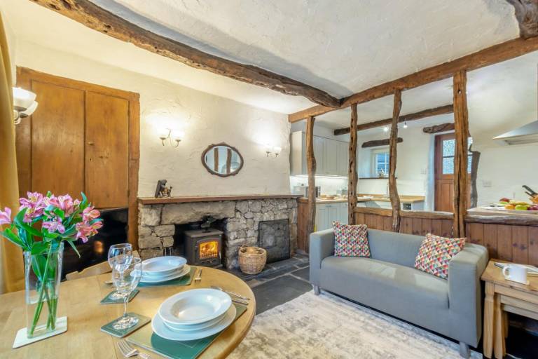 Cottage with 2 rooms for 4 persons — photo 2