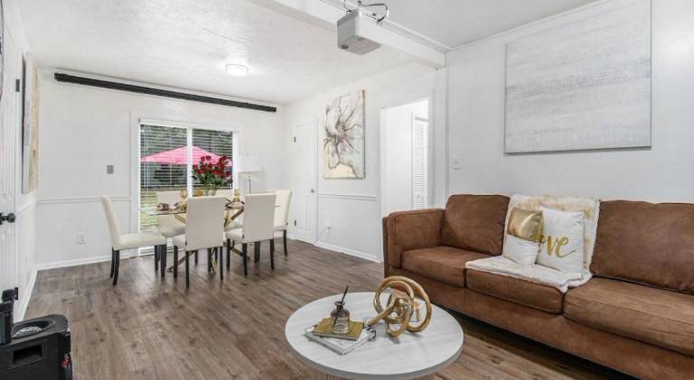 Ample house | Pets are welcome — photo 2