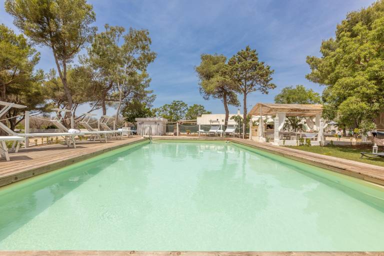 Children-friendly charming rental apartment with pool, yard & jacuzzi | Pet-friendly — photo 3