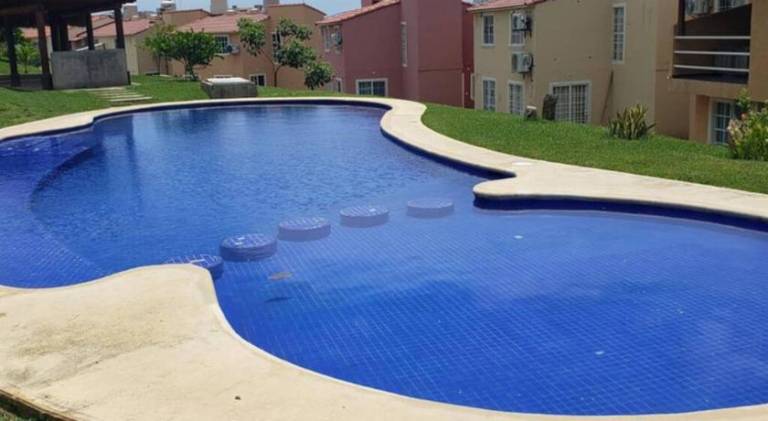 Pleasant house with pool | Pet-friendly — photo 2