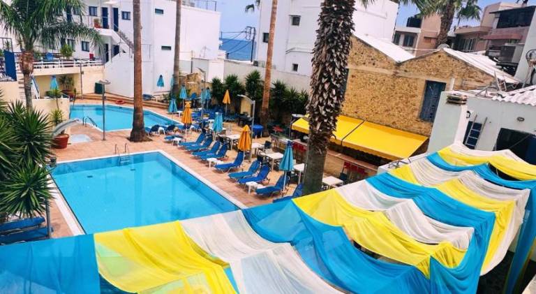 Serviced apartment with pool & patio | Beach nearby | Pets allowed in Hersonissos