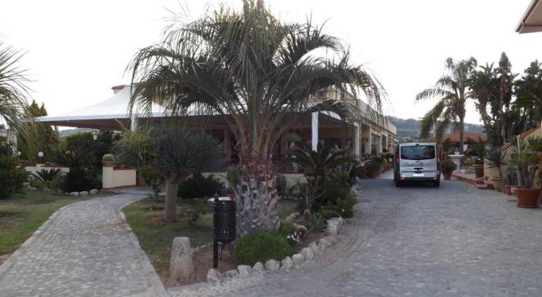 Hotel Damanse — photo 4