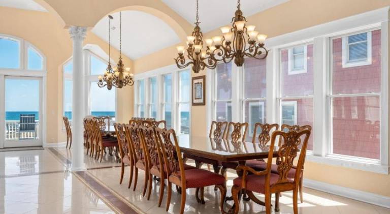 Imperial Palace 12 Bedroom Oceanfront Home — photo 5