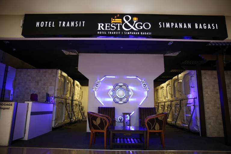 Rest & Go Transit Hotel TBS