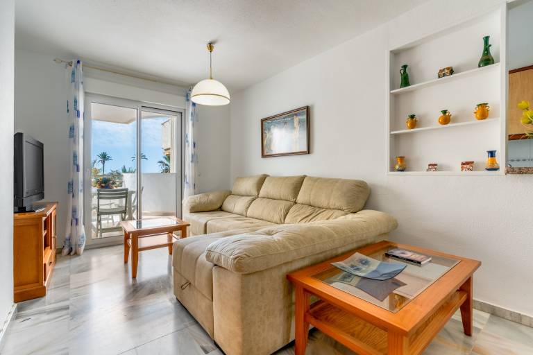 Pleasant rental apartment with patio, fast internet & pool | Garden view | Next to the beach | Dogs allowed in Granada