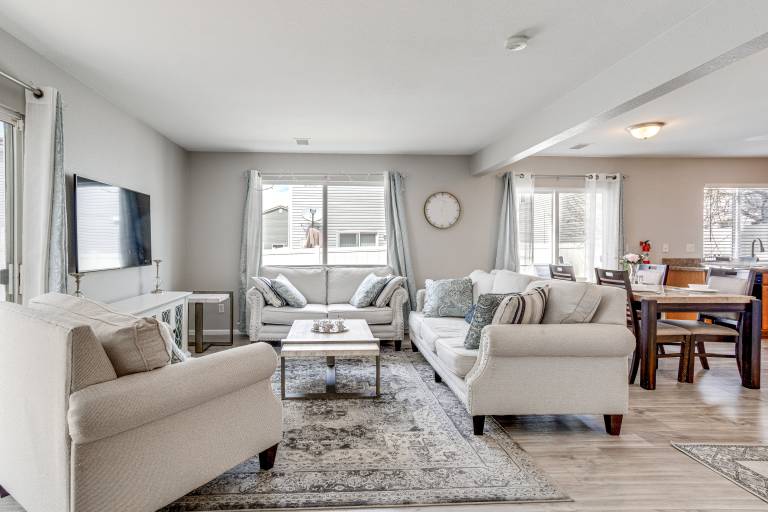 Golf Hike Explore & More Cozy Retreat in Denver