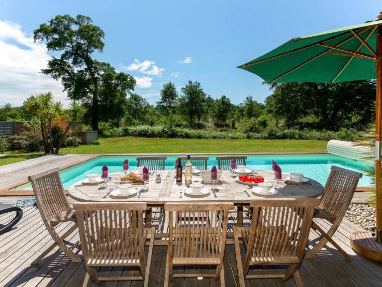 Fully equipped house with garden, private pool & terrace | Pets are welcome — photo 2