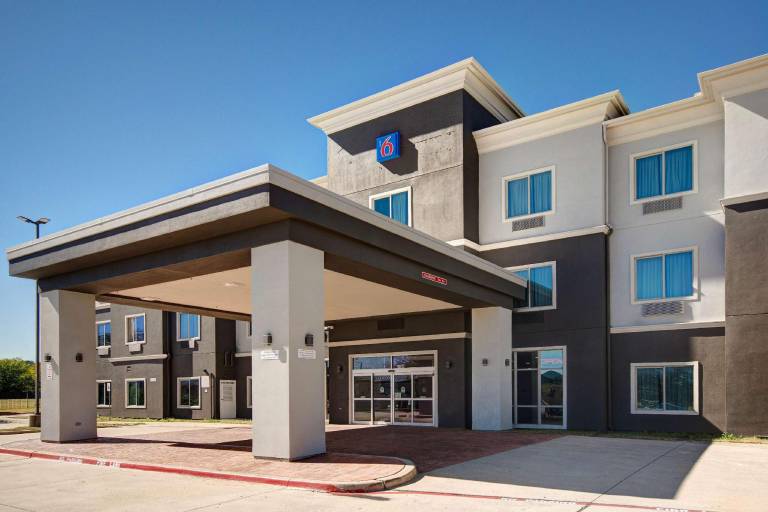 Motel 6 Fort Worth, TX – I-35 & I-20 — photo 5