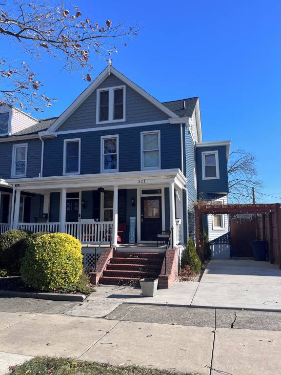 House Chesapeake City