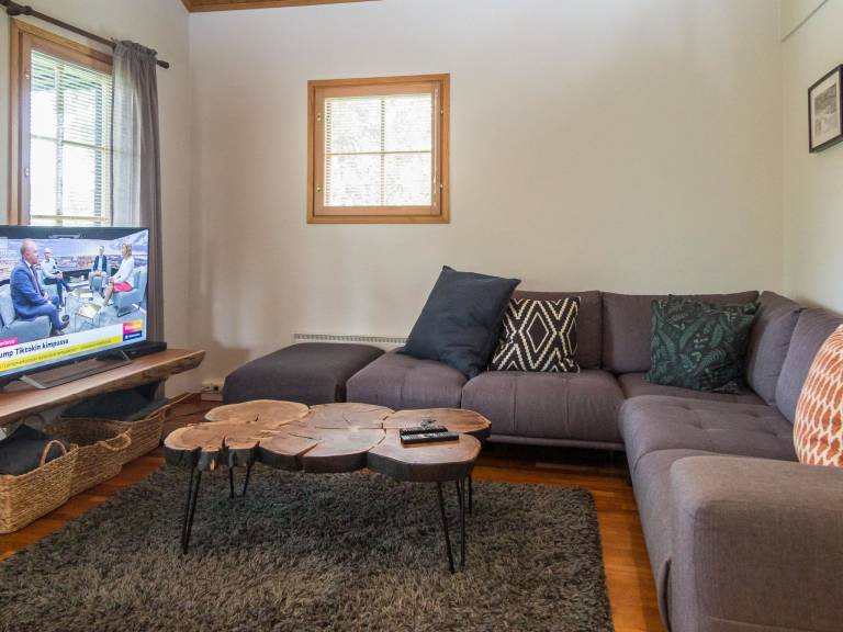 Vacation home with patio & sauna | Nature view — photo 4
