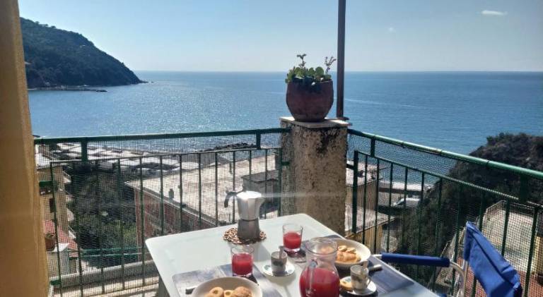 Apartment with 2 rooms for 6 persons in Levanto