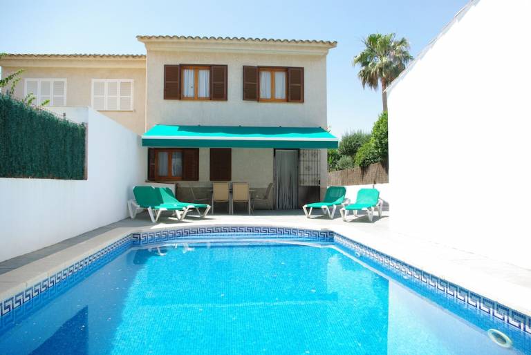 House Badia Blava