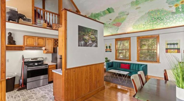 Amazing 2br 2ba with Loft C — photo 3