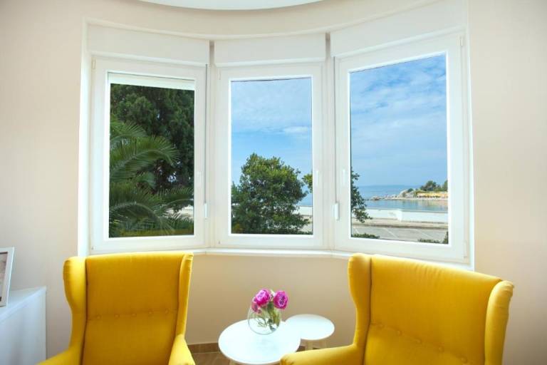 Fully equipped holiday apartment with terrace | Next to Diocletian's Palace | Next to the beach | Pet-friendly — photo 4