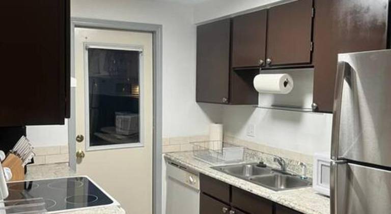 Rental apartment with 2 rooms for 5 persons — photo 3