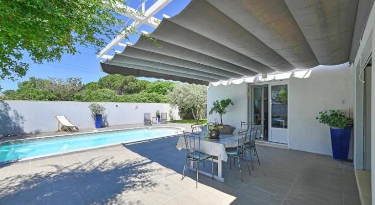 Vacation home with pool | Pets are welcome in Vers-Pont-du-Gard