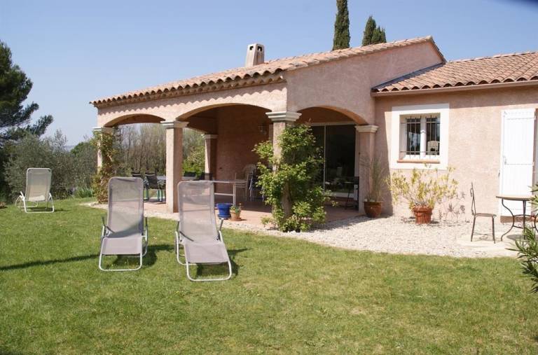 Fully equipped villa with pool, BBQ & garden | City view | Pets are welcome — photo 2