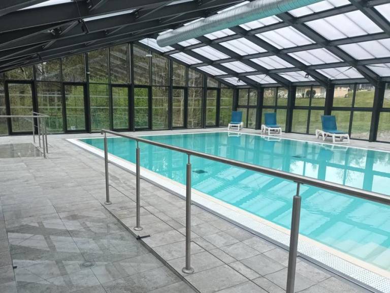 Children-friendly house with heated pool | Pets are welcome — photo 3