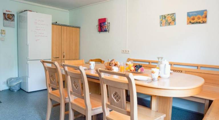 Apartment with 4 rooms for 13 persons — photo 3