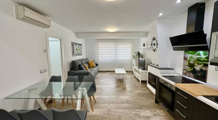 House with private pool & terrace | Beach nearby | Pet-friendly — photo 3