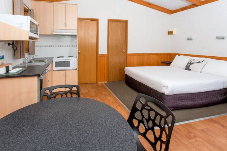 Resort  Fawkner