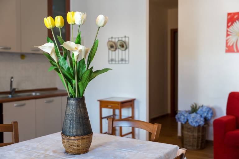Apartment 'Nerino' with Private Terrace, Wi-Fi and Air Conditioning — photo 5