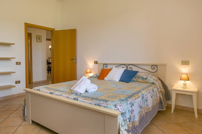 Farmhouse 'Agriturismo I Debbi - Il Pino' with Private Terrace, Wi-Fi and Air Conditioning — photo 5