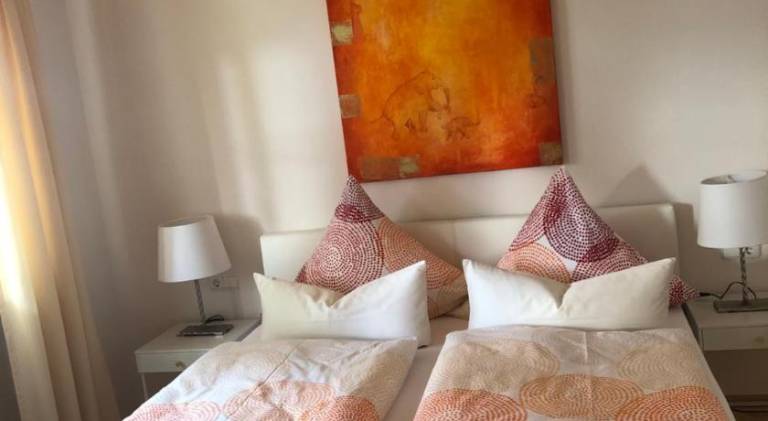 Holiday apartment with 2 rooms for 4 persons — photo 2