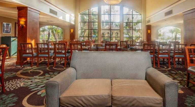 Sonesta ES Suites Anaheim Resort Area — photo 3