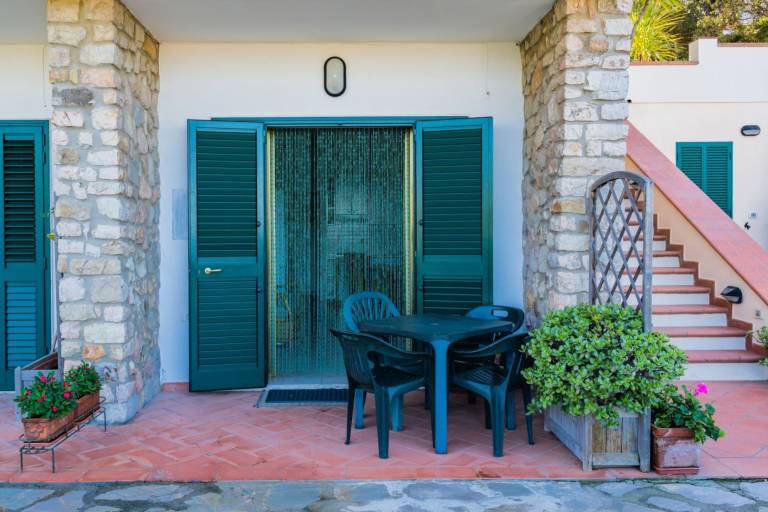 Ferienwohnung mit Garten, Grill und Terrasse