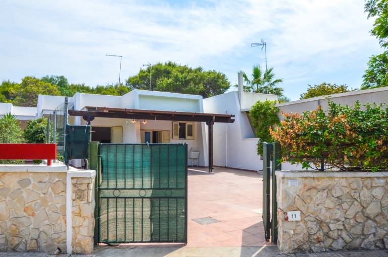 Lovely house with patio | Next to the beach | Pets are welcome in Alliste