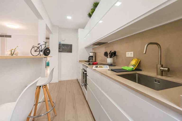 Fully equipped beautiful holiday apartment with patio & fast internet | Close to the beach | Perfect for remote work | Pets are welcome — photo 5