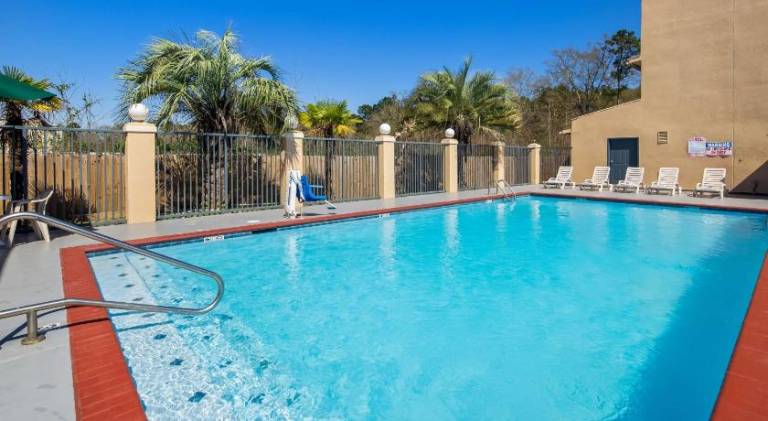 SureStay Plus by Best Western Hammond — photo 5