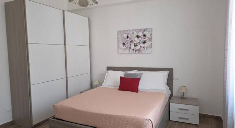 Rental apartment with 2 rooms for 5 persons in La Spezia