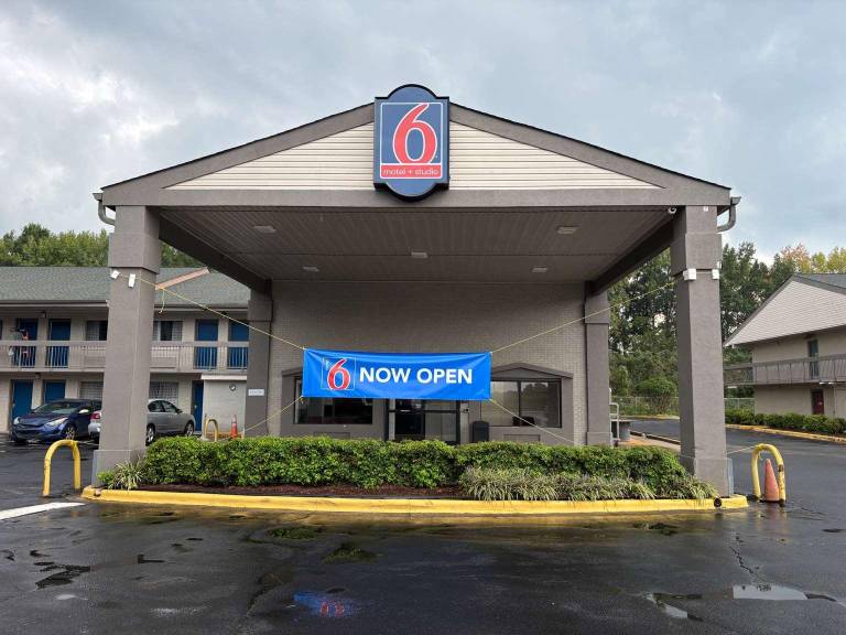 Studio 6 Suites Charlotte, NC-Northlake in Charlotte, NC