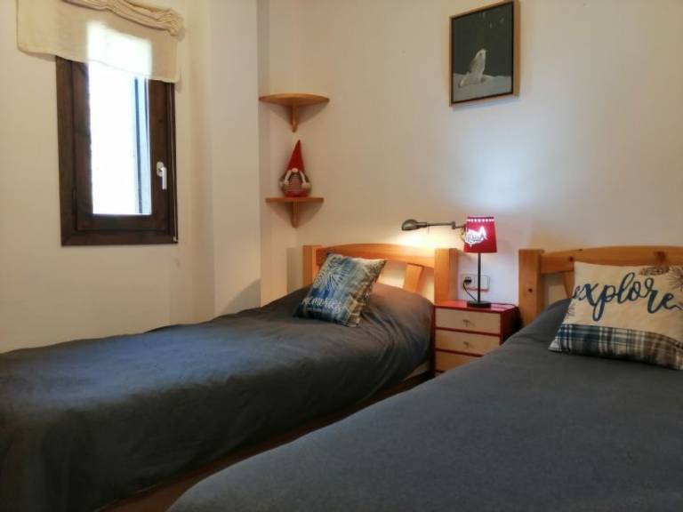 Beautiful holiday apartment with pool, grill & hot tub | Pets allowed — photo 5