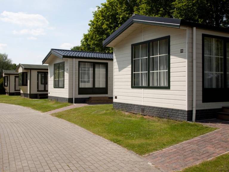 Chalet mit Pool und Terrasse | Hunde erlaubt