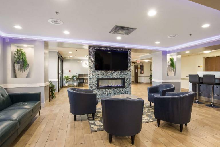 Quality Inn & Suites CVG Airport — photo 2
