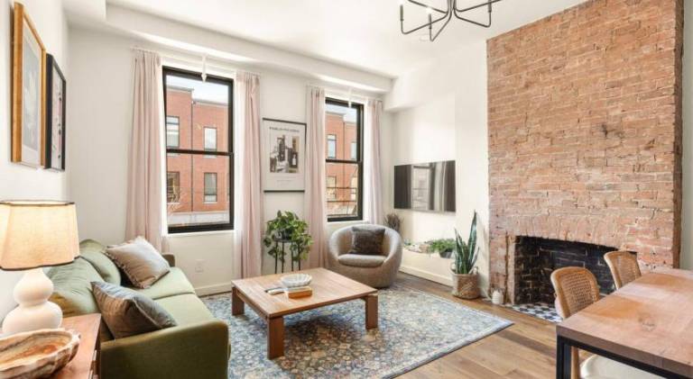 House | Suitable for remote work in Cincinnati, OH