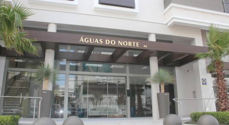 Apartment with 2 rooms for 5 persons in Florianópolis