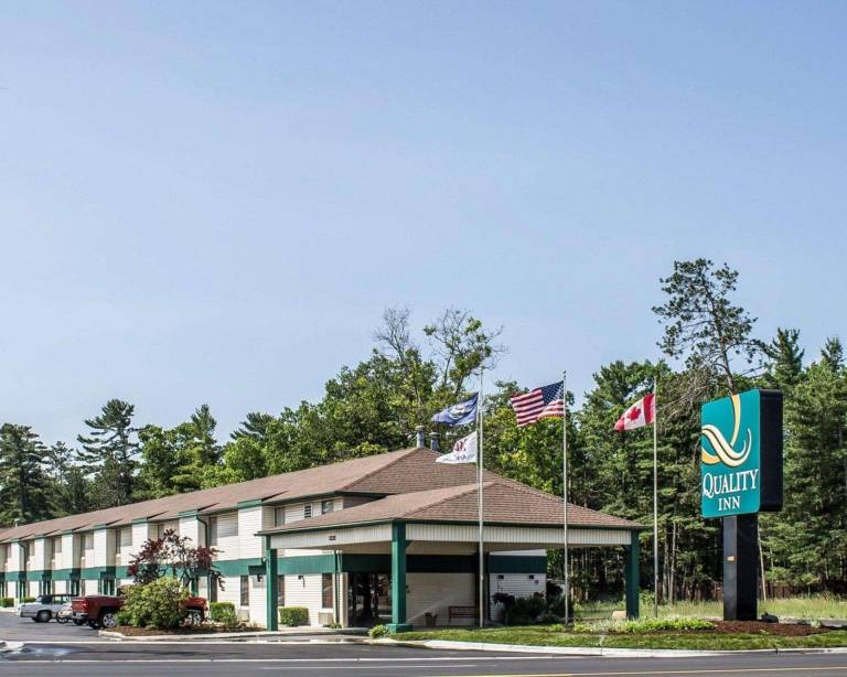 Quality Inn Traverse City — photo 3