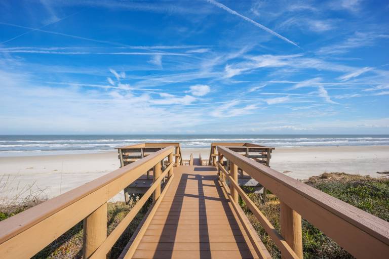 Condo  Crescent Beach