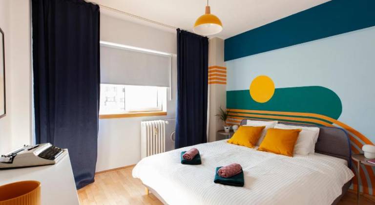 Elegant Apartment near Marriott & Palace of Parliament - Self Check-in & Water Filter in Bucharest