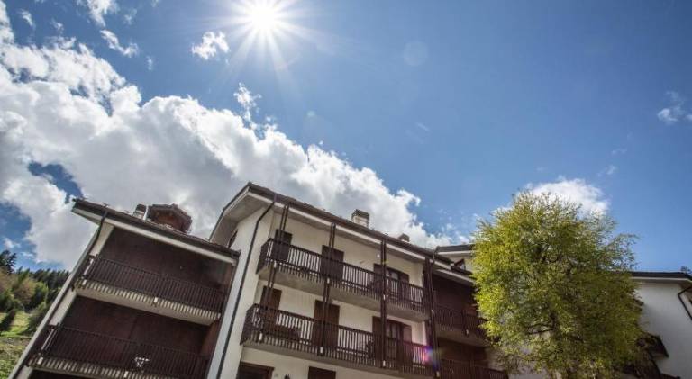 Rental apartment with barbecue, garden & patio — photo 4