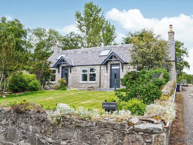 Cottage Tarfside
